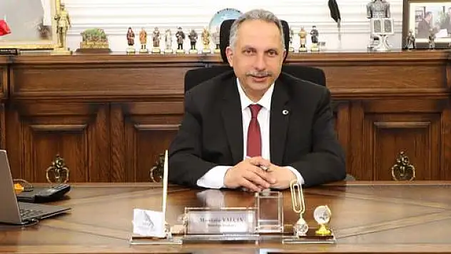 BAŞKAN YALÇIN'DAN 'UZAKTAN EĞİTİME' DESTEK