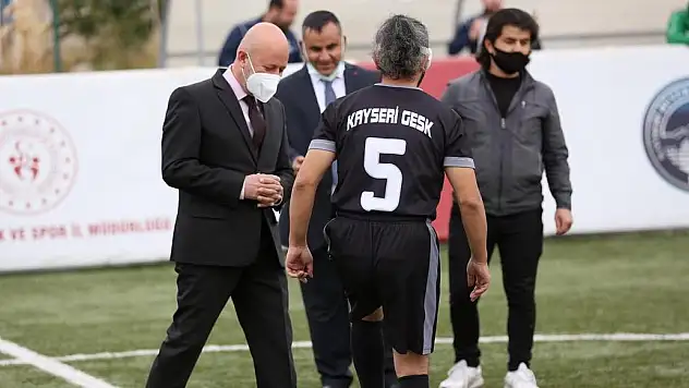 BAŞLAMA VURUŞUNU BAŞKAN ÇOLAKBAYRAKDAR YAPTI