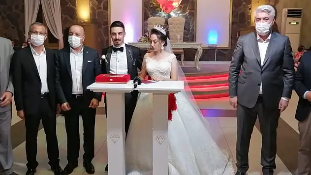 BAYRAM VE TAVACIGİL AİLELERİNİN MUTLU GÜNÜ!