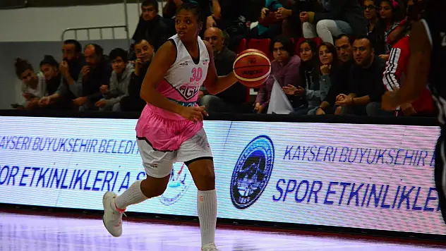 Bellona AGÜ Spor, EuroCup'ta 3'te 3 Yaptı
