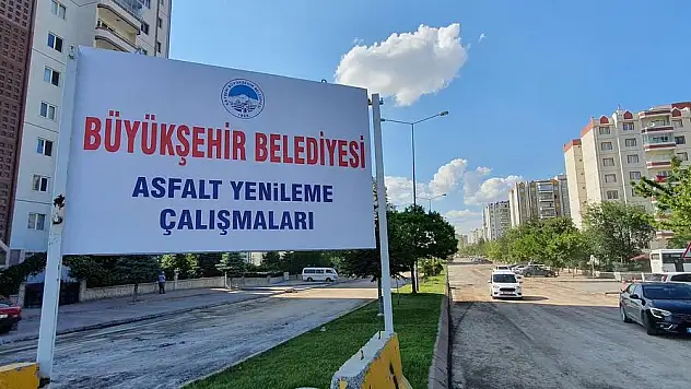 BEYAZŞEHİR MAHALLESİ'NE 5 BİN TON ASFALT