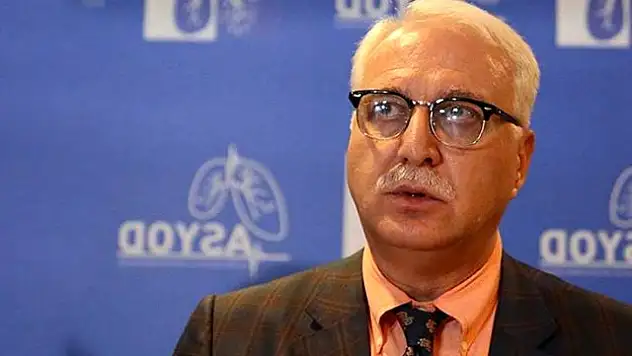 BİLİM KURULU ÜYESİ PROF. DR. ÖZLÜ: 'UZUN SÜRE EVDE KALMAYA HAZIR OLUN'