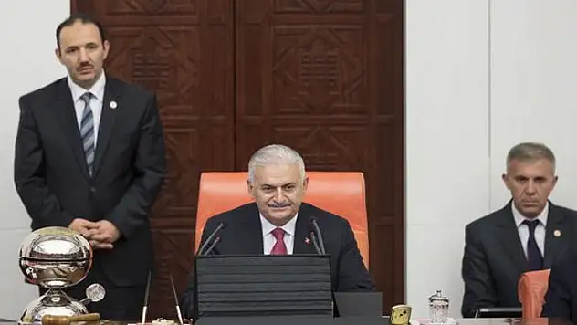 Binali Yıldırım Bugün Meclis Başkanlığı'ndan İstifa Edecek