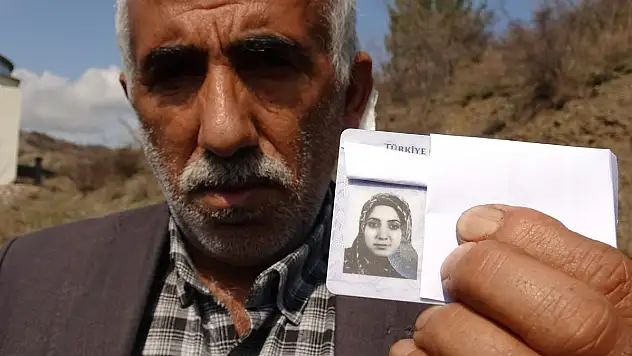 BOŞANMAK İSTEYEN KARISINI 22 YERİNDEN BIÇAKLADI