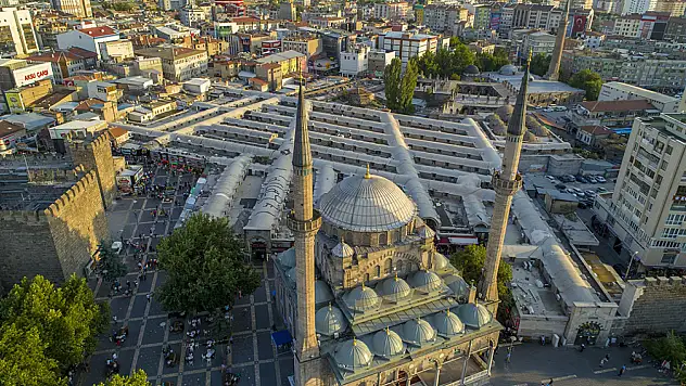Bu gece 81 ilde eş zamanlı sela okunacak