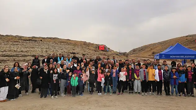 Bünyan Belediyesi binlerce fidanı toprakla buluşturdu