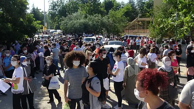 BURSA'DAKİ GÖRÜNTÜLER TEDİRGİNLİK YARATTI