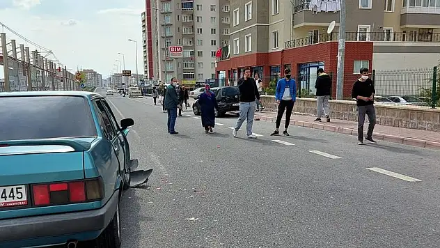 BÜTÜN YASAKLARI İHLAL ETTİ, KAZA YAPTI