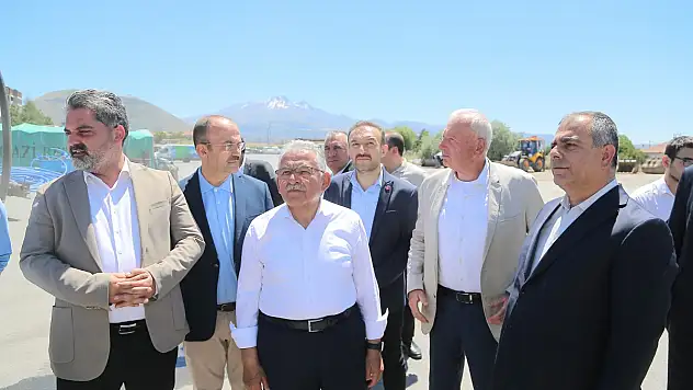 Büyükkılıç: '2024 Yılında KASKİ'mize 6 Milyon Euro Değerinde 18 Aracı Kazandırıyoruz'