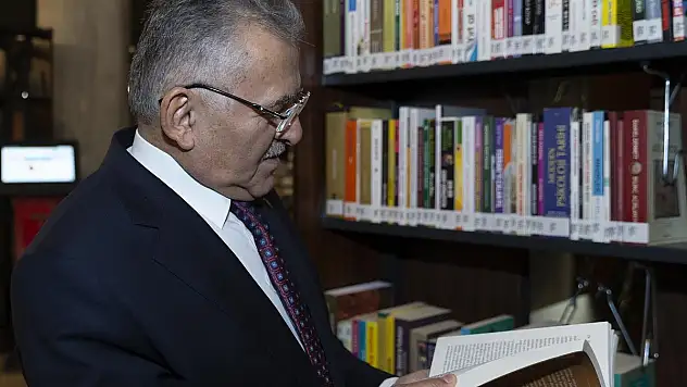BÜYÜKKILIÇ, ANLAMLI KİTAP KAMPANYASINA 1038 KİTAP İLE DESTEK VERDİ