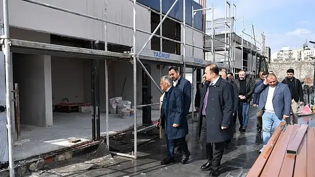 Büyükkılıç duyurdu! Kayseri Kalesi'nde 'Gastronomi Tesisi' açılıyor