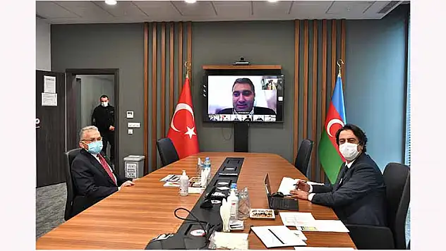 BÜYÜKKILIÇ, KAYSERİGAZ'IN YÖNETİM KURULU TOPLANTISINA KATILDI