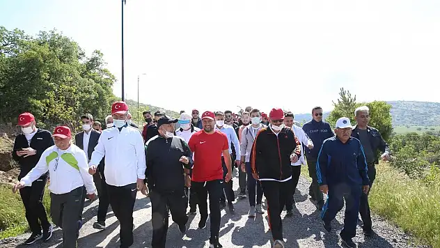 BÜYÜKKILIÇ VE BAŞKANLARIN 'ÇEVRE GÜNÜ' DUYARLILIĞI