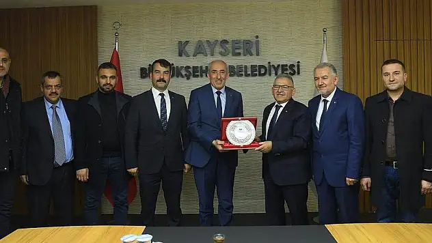 BÜYÜKKILIÇ'A KAYSERİ OTO SANATKÂRLARI ODASI'NDAN TEŞEKKÜR ZİYARETİ