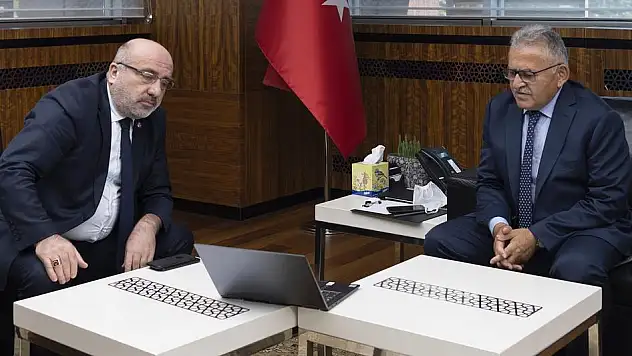 BÜYÜKKILIÇ'TAN ÜNİVERSİTE-SANAYİ İŞBİRLİĞİNE DESTEK