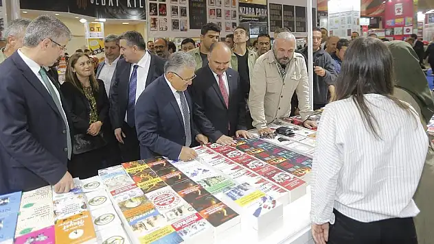 BÜYÜKŞEHİR 4. KİTAP FUARI, KİTAPSEVERLERLE BULUŞUYOR