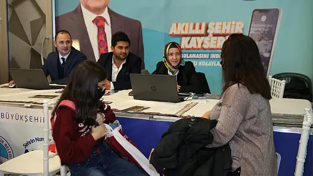 BÜYÜKŞEHİR ALO 153 VE BEYAZ MASA, 4. KAYSERİ KİTAP FUARI'NDA