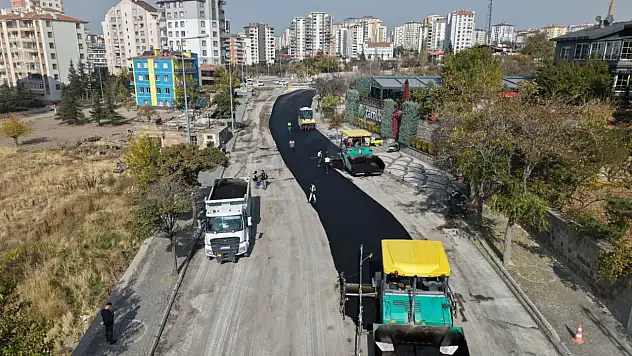 Büyükşehir'den ulaşıma 1 milyar TL'yi aşan asfalt yatırımı