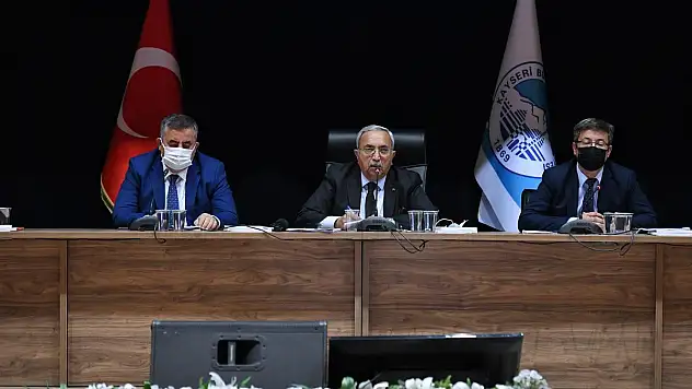 BÜYÜKŞEHİR MECLİSİ, TERÖR DEVLETİ İSRAİL'İ LANETLEDİ