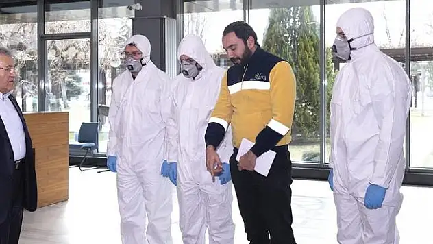 BÜYÜKŞEHİR'DEN FİLYASYON'A 63 ARAÇ VE 84 PERSONELLE GÜÇLÜ DESTEK