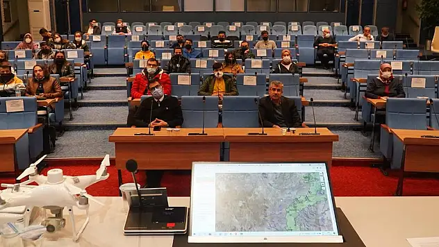 BÜYÜKŞEHİR'DEN KAPSAMLI 'COĞRAFİ BİLGİ SİSTEMLERİ' SUNUMU