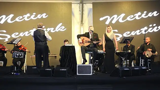 BÜYÜKŞEHİR'DEN KİTAP FUARI'NDA 'EN ÖZEL' KONSER