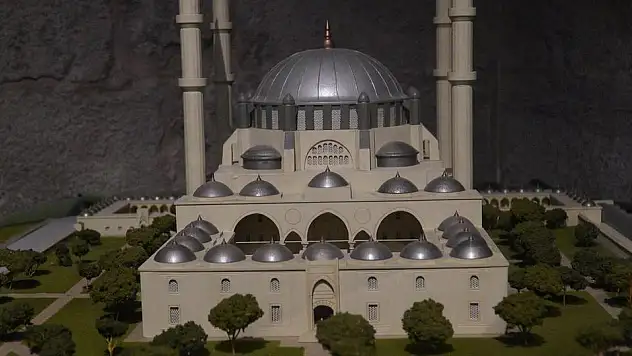 BÜYÜKŞEHİR'DEN KOCA MİMAR'IN ESERLERİNİN MİNYATÜR SERGİSİ