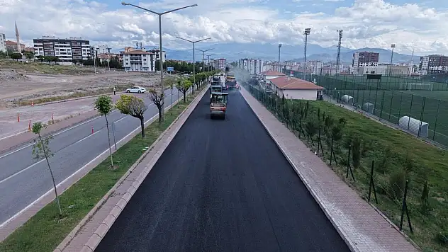 BÜYÜKŞEHİR'İN 36 MİLYON TL'LİK YOL YENİLEME ÇALIŞMASI BAŞLADI
