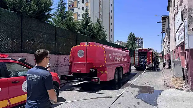 Çelik eşya atölyesinde çıkan yangın söndürüldü