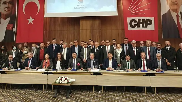 CHP ESNAF MASASI 40 MİLLETVEKİLİYLE KAYSERİ'YE ÇIKARMA YAPTI