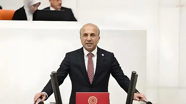 CHP'li Genç'ten Fevzi Konaç'a tepki: 'Atatürk'e saldırmak, Cumhuriyet'e meydan okumaktır'