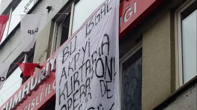 CHP ŞİŞLİ İLÇE BİNASINA İŞGAL