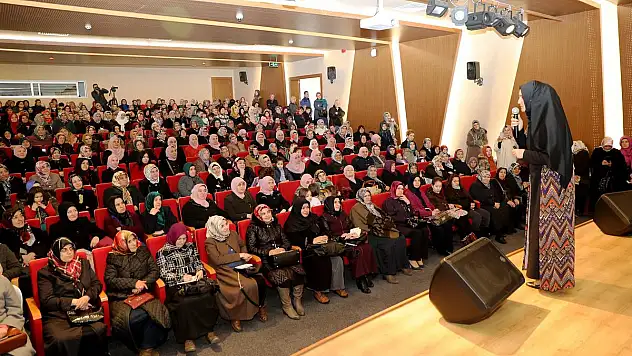 'Çocukla İletişim Nasıl Kurulmalı?'
