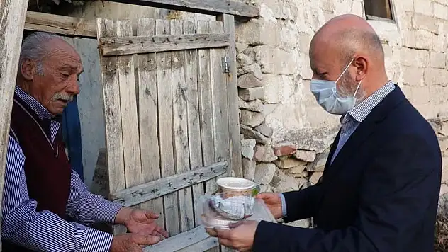 ÇOLAKBAYRAKDAR 'KOCASİNAN'DA KİMSE YALNIZ DEĞİLDİR'