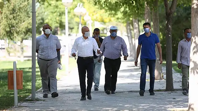 ÇOLAKBAYRAKDAR, 'YEŞİL ALAN AĞIRLIKLI DAHA İŞLEVSEL PARKLAR YAPIYORUZ'