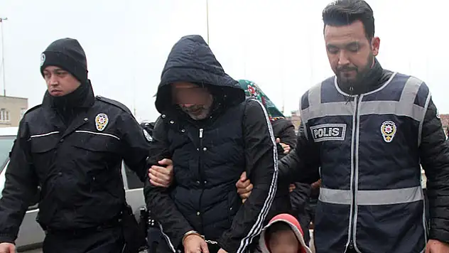 'Cono' babadan 14 yaşındaki kızı ile fuhuş tuzağı