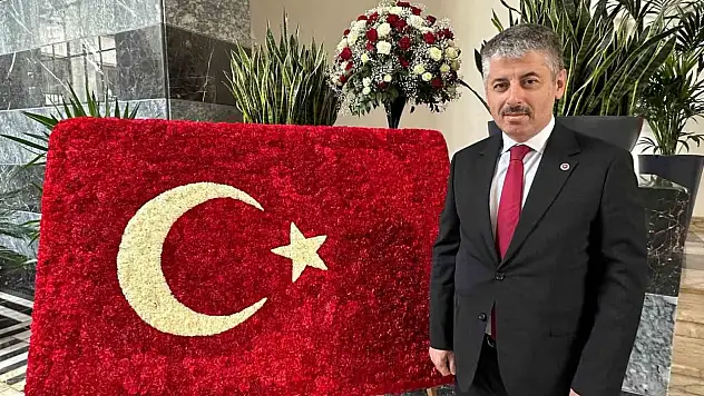 Çopuroğlu: 15 Temmuz, milletin ihanete geçit vermediği gecedir