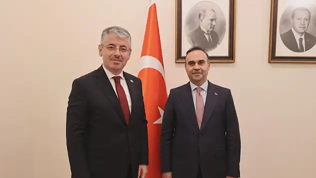Çopuroğlu, çelik kapı üreticilerinin TSE taleplerini Bakan Kacır'a iletti