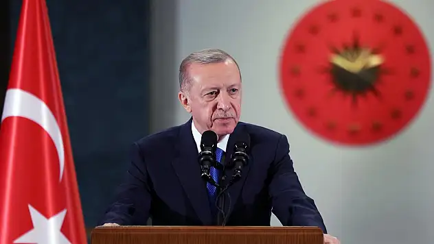 Cumhurbaşkanı Erdoğan'dan CHP'ye: Dün kahraman dediklerine bugün hain diyorlar