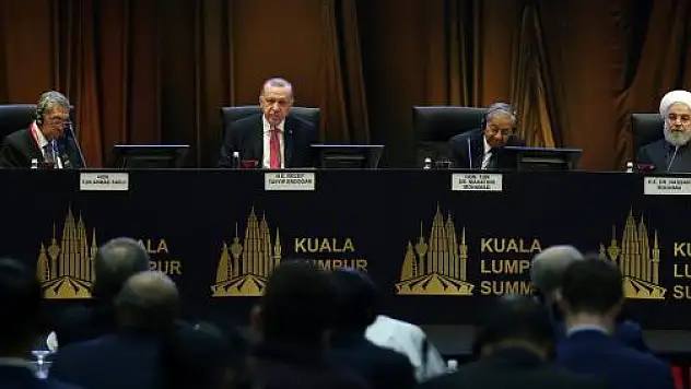 CUMHURBAŞKANI ERDOĞAN: 'İDLİB'DEN 50 BİN KİŞİ TOPRAKLARIMIZA GELİYOR'