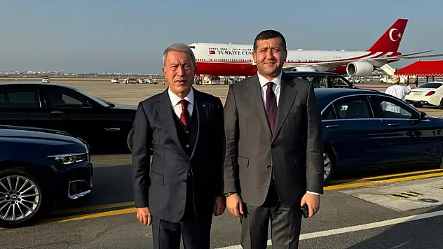 Cumhurbaşkanı Erdoğan'ın Körfez ziyaretine Akar ve Ersoy eşlik etti