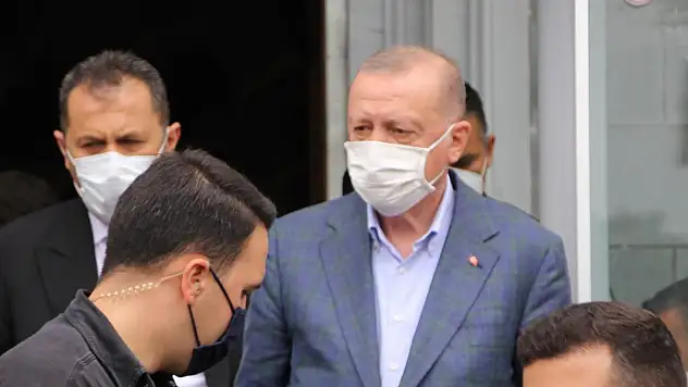 CUMHURBAŞKANI ERDOĞAN: 'NE OLUR ŞU YAMAÇLARDA 5 KAT, 10 KAT BİNALAR YAPMAYIN'
