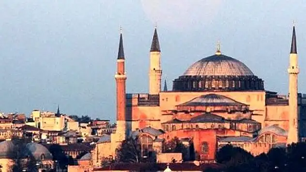 DANIŞTAY'DAN AYASOFYA KARARI ÇIKTI