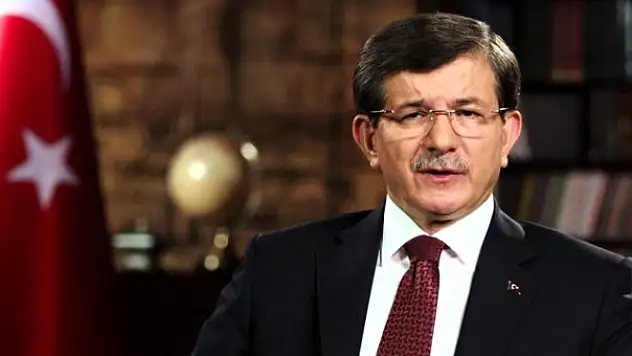 Davutoğlu'nun Eski Basın Danışmanından Dikkat Çeken Paylaşım