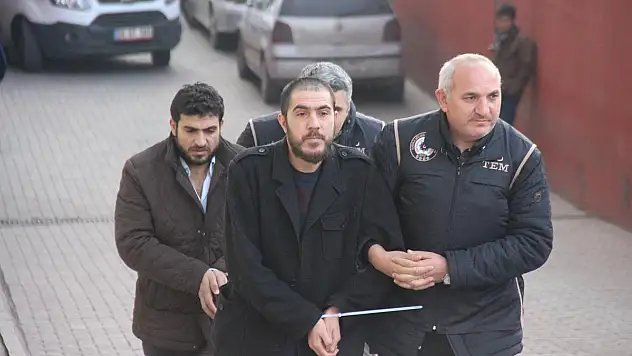DEAŞ şüphelisi iki kişi adliyeye sevk edildi