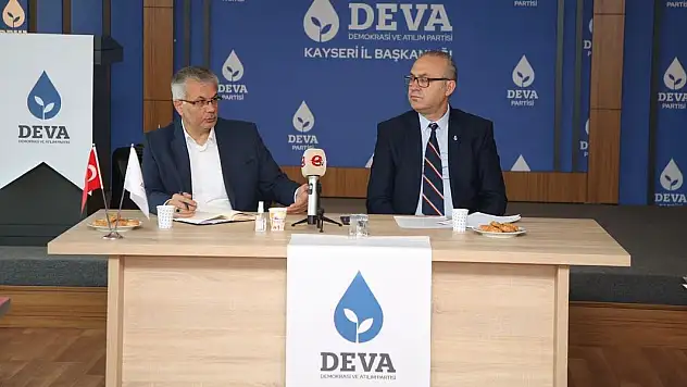 DEVA PARTİSİ KAYSERİ, YENİ İL YÖNETİMİNİ TANITTI