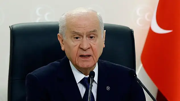 DEVLET BAHÇELİ: ÖĞRENCİ ANDI KARARI PİMİ ÇEKİLMİŞ BOMBADIR