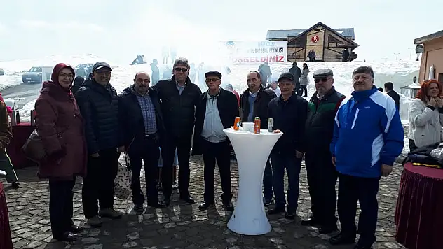 DOKTORLAR ERCİYES'TE STRES ATTI