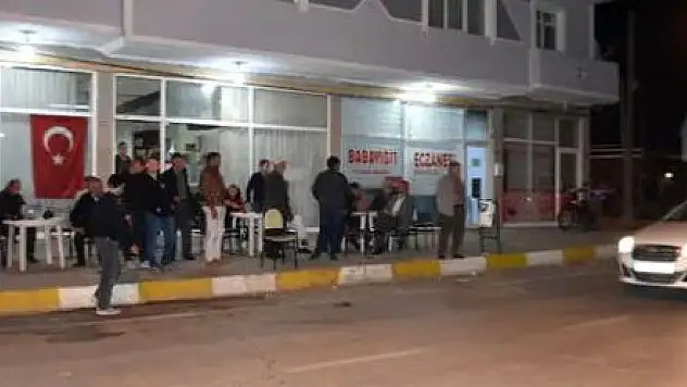 DÜĞÜNDE BAŞLAYAN KAVGA KANLI BİTTİ, YARALILAR VAR!