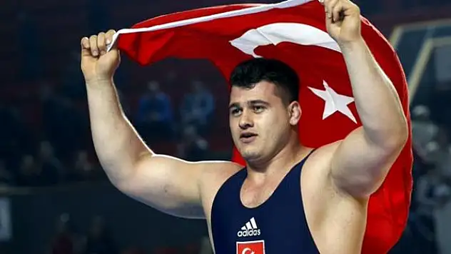 DÜNYA ASKERİ OYUNLARI'NDA RIZA KAYAALP ŞAMPİYON OLDU